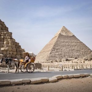Unforgettable Tours in Cairo Desert: Wander the Sands